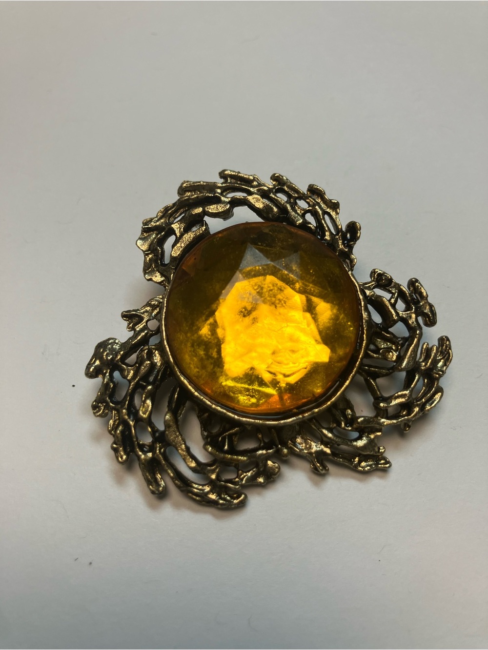 Vintage Filigree Amber Tone Glass Brooch